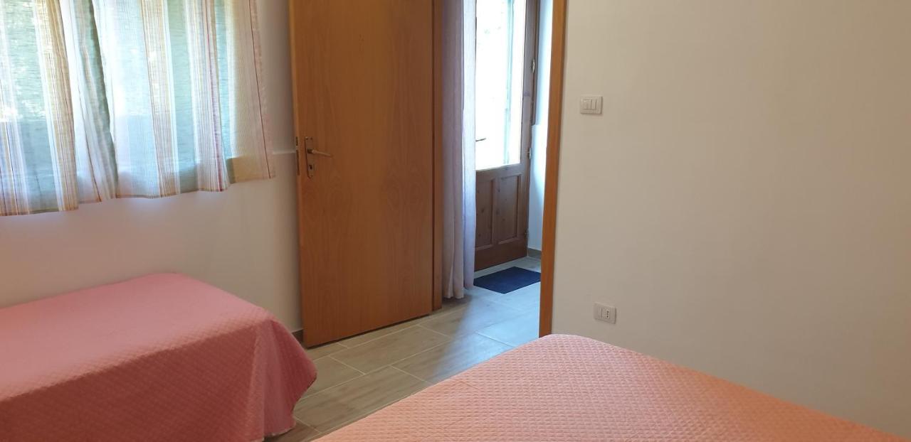 Casa vacanza Etna Evergreen Villa Piedimonte Etneo Buitenkant foto