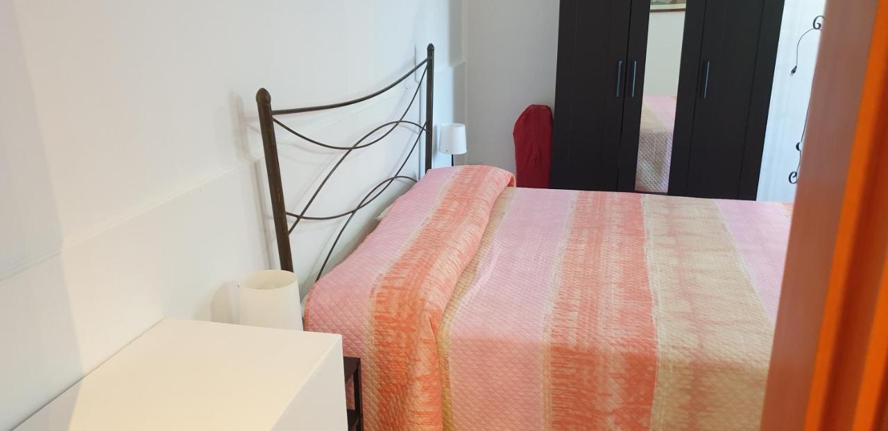 Casa vacanza Etna Evergreen Villa Piedimonte Etneo Buitenkant foto