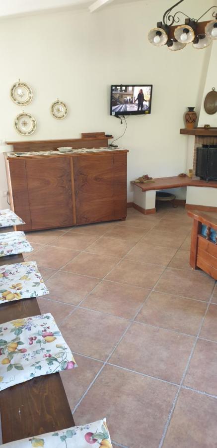 Casa vacanza Etna Evergreen Villa Piedimonte Etneo Buitenkant foto
