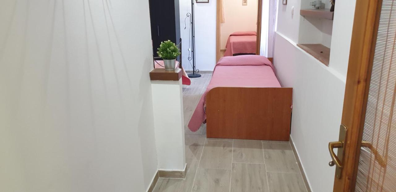 Casa vacanza Etna Evergreen Villa Piedimonte Etneo Buitenkant foto